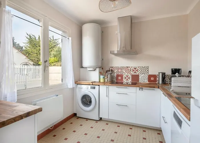 Maison Avec Jardin à 140m De La Saint-Michel-Chef-Chef