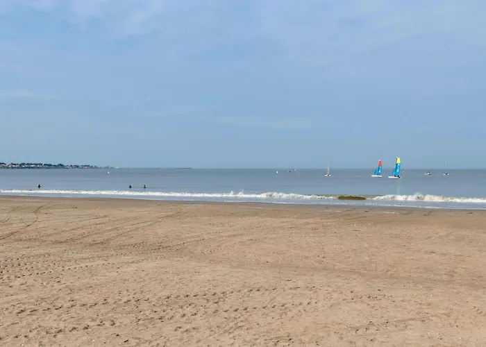 Maison Avec Jardin à 140m De La Casa de Férias
