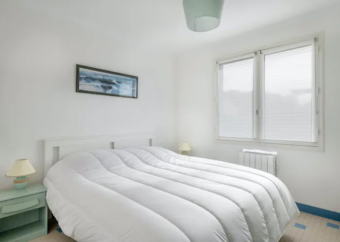 Casa de Férias Maison Avec Jardin à 140m De La Saint-Michel-Chef-Chef